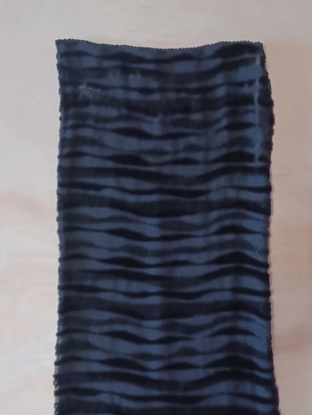 Elaine Gold Collection XIIX Velvet Burnout 56×10 Rayon Silk Oblong Scarf Black